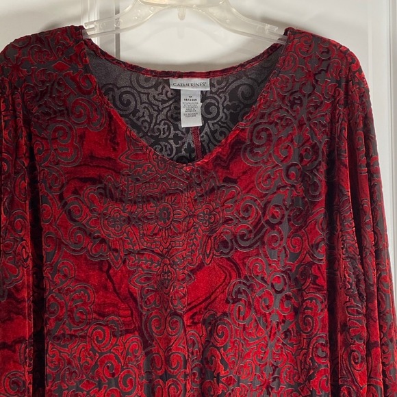 Catherine's 1X Red Burnout Velvet Tunic Top Plus Size 18/20W Long Sleeve - Picture 2 of 6